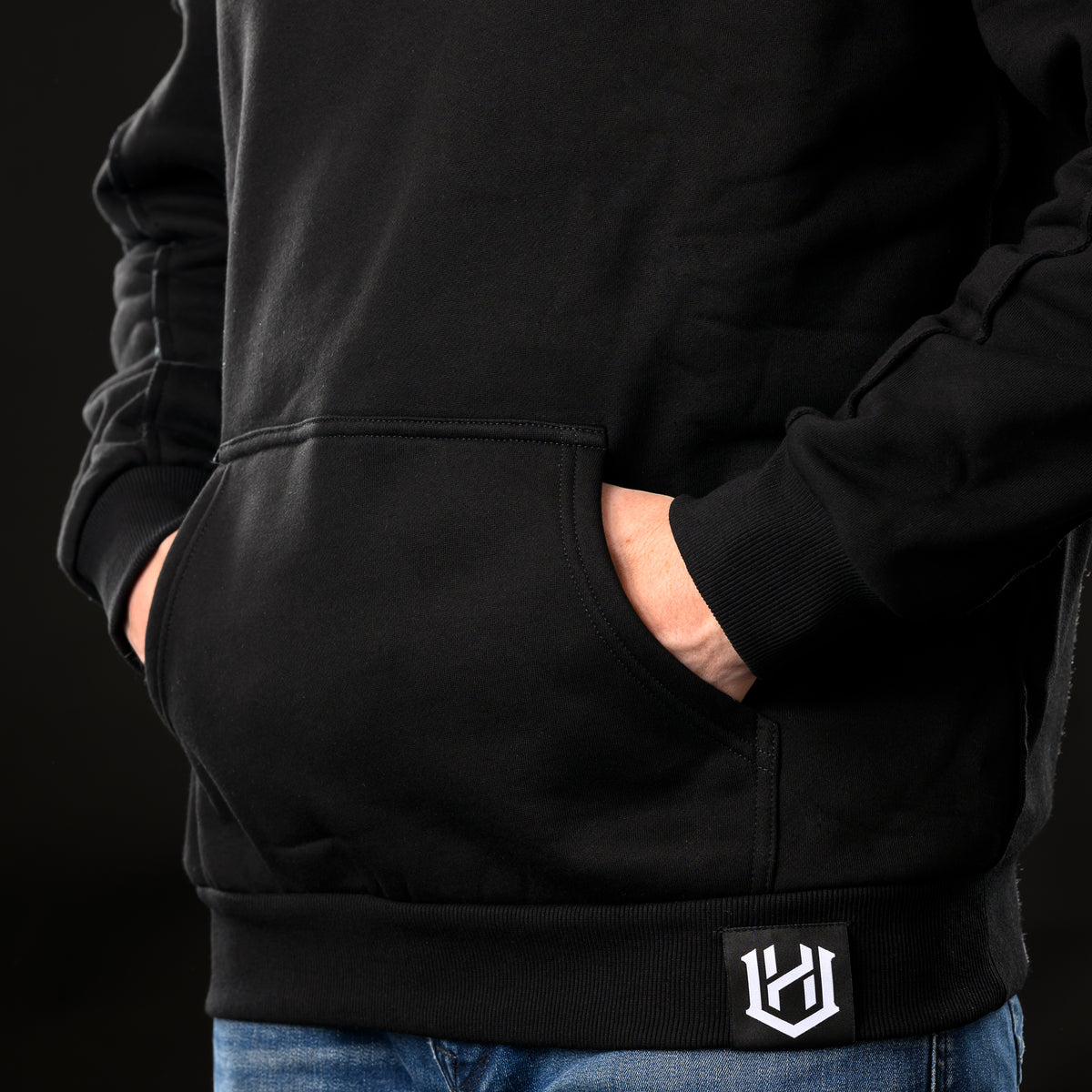 RELENTLESS HOODIE